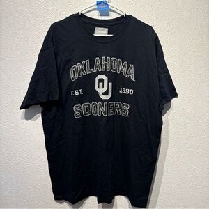 Captivating Black Oklahoma Sooners Tee brand new sz XL